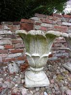 TUINVAAS GROTE HOGE TUINVAAS BETON VINTAGE GESCHULPTE RAND, Tuin en Terras, Ophalen, Gebruikt