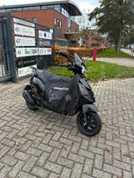 Piaggio Zip Iget 2020 Full Option, Fietsen en Brommers, Scooters | Piaggio, Ophalen, Zo goed als nieuw, Benzine, Zip