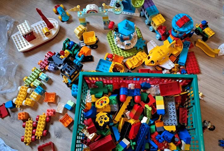 Grote Duplo verzameling: Graafmachine, Pretpark, Luchthaven!, Kinderen en Baby's, Speelgoed | Duplo en Lego, Gebruikt, Duplo, Losse stenen