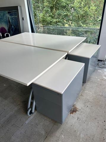 2x Verstelbaar Designbureau + Ladenblok beschikbaar voor biedingen