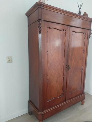 Biedermeier kast B 116 x D 45 x H 175 beschikbaar voor biedingen