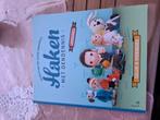 Schattige en leuke knuffel haken met den dennis, Ophalen of Verzenden, Zo goed als nieuw, Haken, Patroon of Boek