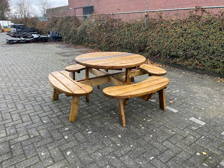 Rockwood picknicktafels en tuinbanken, Tuin en Terras, Barbecue-accessoires, Zo goed als nieuw, Ophalen