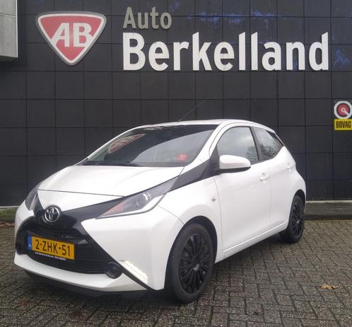 Toyota Aygo 1.0 12V X-Play Scherm/Airco.. VERKOCHT.., Auto's, Toyota, Bedrijf, Aygo, ABS, Achteruitrijcamera, Airbags, Airconditioning