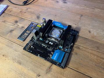 ASRock X99 Extreme4 + i7 6800K + 16GB DDR4 + Waterkoeling beschikbaar voor biedingen