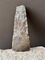 Prehistorisch werktuig, Antiek en Kunst, Ophalen of Verzenden