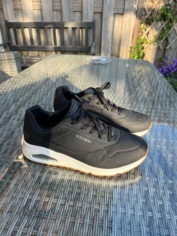 Skechers Wide fit UNO maat 40 beschikbaar voor biedingen