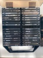 59 zelf opgenomen tapes, leesbaar opschrift, Ophalen of Verzenden, Gebruikt, Overige genres, Met bewaardoos, rek of koffer