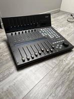 Icon Qcon Pro X, Muziek en Instrumenten, Midi-apparatuur, Ophalen, Zo goed als nieuw