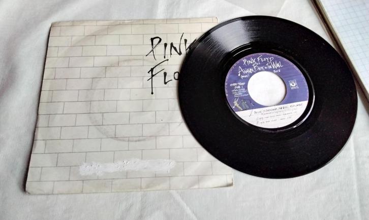 SINGLE Pink Floyd - Another Brick in the Wall (Part 2) ZG, Cd's en Dvd's, Vinyl Singles, Zo goed als nieuw, Single, Rock en Metal