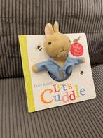 Peter Rabbit handpop boek Engels Let’s cuddle puppet play, Gelezen, Beatrix Potter, Ophalen of Verzenden, 2 tot 3 jaar