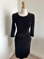 King Louie maat M zwarte rib fluweel Mona jurk 2482, Kleding | Dames, Maat 38/40 (M), Zwart, Ophalen of Verzenden, Zo goed als nieuw