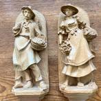Houtsnijwerk beelden boer en boerin duits/oostenrijk? 43,6cm, Ophalen of Verzenden, Gebruikt