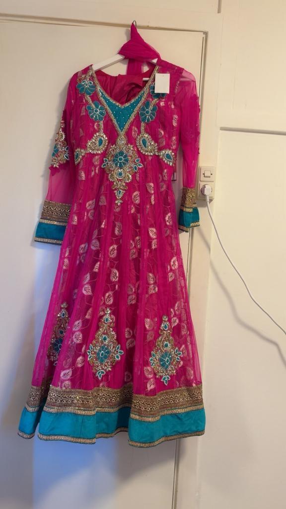 Hindoestaans sari, Kleding | Dames, Jurken, Nieuw, Maat 38/40 (M), Overige kleuren, Onder de knie, Ophalen