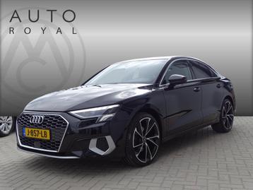 Audi A3 Limousine 35 TFSI S line edition Automaat, F1-Flippe beschikbaar voor biedingen
