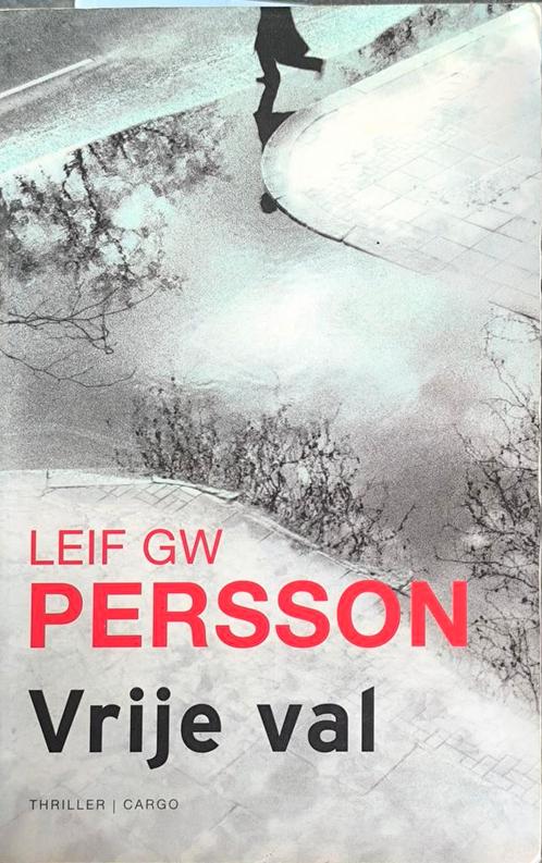 Leif GW Persson - Vrije Val, Boeken, Thrillers, Zo goed als nieuw, Scandinavië, Ophalen of Verzenden
