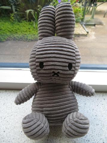 Nijntje grijs ribfluweel Miffy Dick Bruna  Bon Ton Toys meet beschikbaar voor biedingen