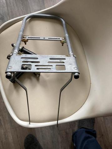 Fietsonderdelan beschikbaar voor biedingen