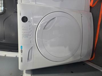 Zanussi lindo 300 xxl 8kg strijkvrij condens droger. beschikbaar voor biedingen
