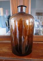 Bruine glazen vaas - flesvaas, Ophalen of Verzenden, Zo goed als nieuw, Glas, Minder dan 50 cm