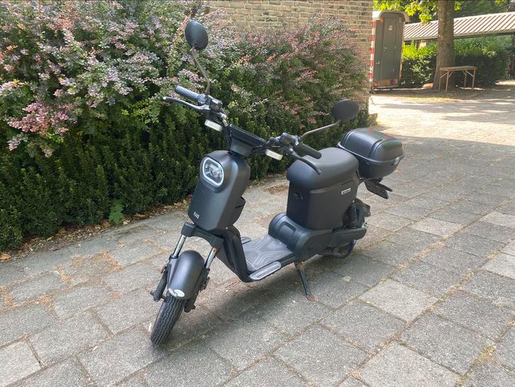 IVA E-GO S2 Elektrische Scooter, Fietsen en Brommers, Snorfietsen en Snorscooters, Zo goed als nieuw, Overige merken, Elektrisch