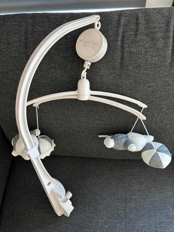 Nijntje Muziekmobiel Grijs/Wit, Kinderen en Baby's, Speelgoed | Babyspeelgoed, Zo goed als nieuw, Mobiel, Met geluid, Ophalen