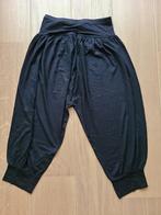 Zwarte harem broek, M&S, maat S, Zwart, Nieuw, Ophalen of Verzenden, Driekwart