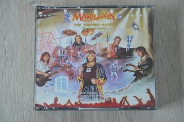 MARILLION = THE THIEVING MAGPIE ( LA GAZZA LADRA) 2CDbox  beschikbaar voor biedingen