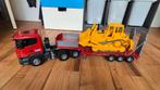 Bruder Scania vrachtwagen met dieplader en CAT Bulldozer, Kinderen en Baby's, Speelgoed | Speelgoedvoertuigen, Ophalen of Verzenden