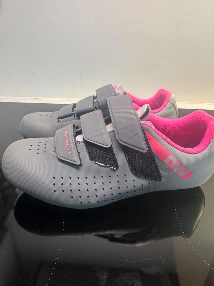 Northwave spd-sl dames racefiets schoenen maat 35/36, Fietsen en Brommers, Fietsaccessoires | Fietskleding, Zo goed als nieuw