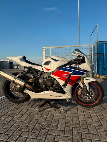 honda cbr 1000rr fireblade sc59 circuitmotor beschikbaar voor biedingen