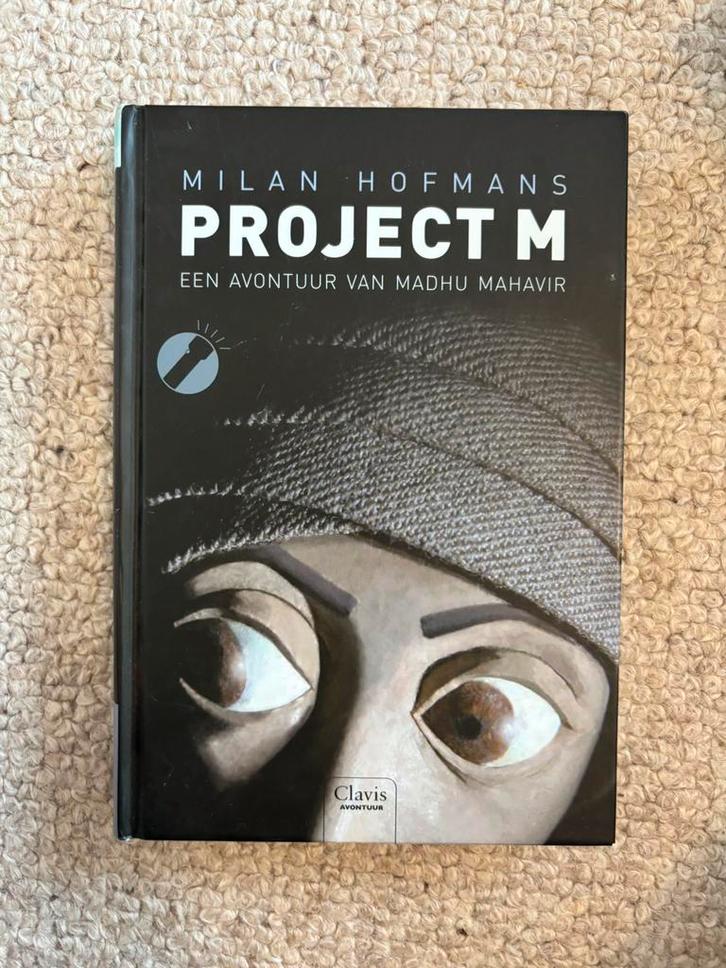 Milan Hofmans - Project M, Boeken, Kinderboeken | Jeugd | 10 tot 12 jaar, Zo goed als nieuw, Ophalen of Verzenden
