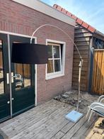 Gebogen Vloerlamp met Zwarte Kap, Huis en Inrichting, Lampen | Vloerlampen, Ophalen, Gebruikt, Metaal, 150 tot 200 cm
