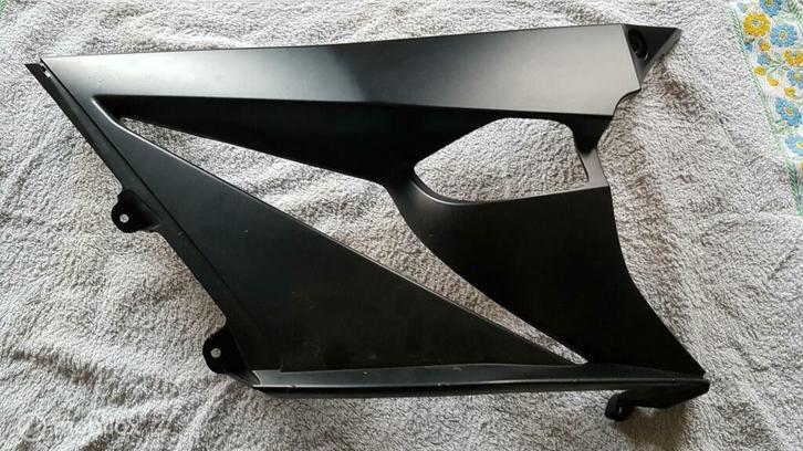 Kawasaki ZX 1000 onderkuip rechts matzwart, Motoren, Onderdelen | Kawasaki, Gebruikt, Ophalen of Verzenden