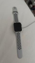 Apple watch series 4 nike editie, Sieraden, Tassen en Uiterlijk, Smartwatches, Apple Watch ⌚️, IOS, Ophalen of Verzenden, Zo goed als nieuw