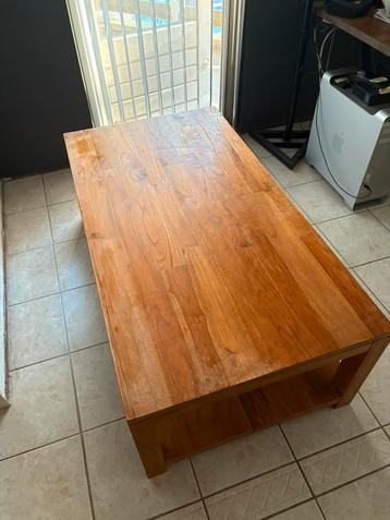 Houten salontafel (GRATIS af te halen) beschikbaar voor biedingen