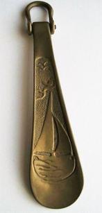 Messing schoenlepel voor aan boord of thuis natuurlijk, Ophalen