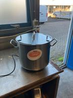 Soepketel voor 2 soorten soep, Huis en Inrichting, Keuken | Potten en Pannen, Ophalen, Gebruikt