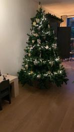Kunstkerstboom + rieten voet, Ophalen, Gebruikt
