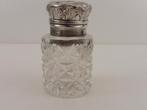 Parfumflesje met zilveren dop                           D134, Gebruikt, ., Ophalen of Verzenden, .