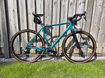 Canyon Grail 7 eTap L - 2022 - Gravelbike - weinig gebruikt beschikbaar voor biedingen