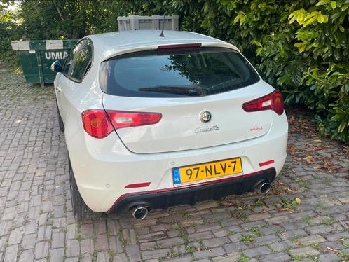 Alfa Romeo Giulietta 1.4 Turbo met Savali chip, Auto's, Alfa Romeo, Particulier, Giulietta, ABS, Airbags, Airconditioning, Centrale vergrendeling