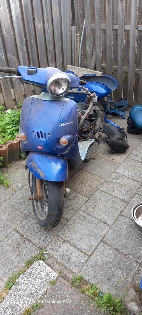 Aprilia habana project, Fietsen en Brommers, Scooters | Overige merken, Zo goed als nieuw, Ophalen of Verzenden