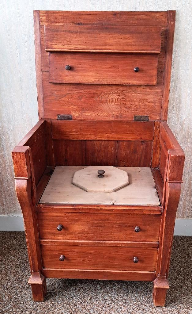 Zeeland Walcheren kastje: Slaapkamer gemak Stilletje, Antiek en Kunst, Curiosa en Brocante, Ophalen