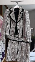 Mooi kostum Zwart/Wit, Maat 38/40 (M), Kostuum of Pak, Overige kleuren, Ophalen of Verzenden