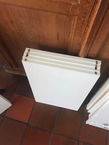 IKEA Besta planken, 56-36, wit, 4 stuks beschikbaar voor biedingen