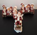 3 kerstgroepen waarvan 2 hetzelfde, Diversen, Kerst, Ophalen of Verzenden, Zo goed als nieuw