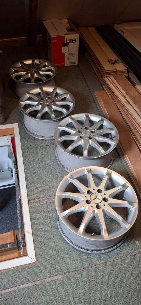 Mercedes Velgen E klasse 18 inch - Set van 4, Auto-onderdelen, Banden en Velgen, Velg(en), Zomerbanden, 18 inch, 225 mm, Personenwagen