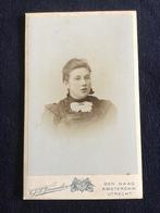 CDV, Vrouw, C.J.L. Vermeulen, Den Haag, Carte de Visite 7, Ophalen of Verzenden, Voor 1940, Gebruikt, Foto