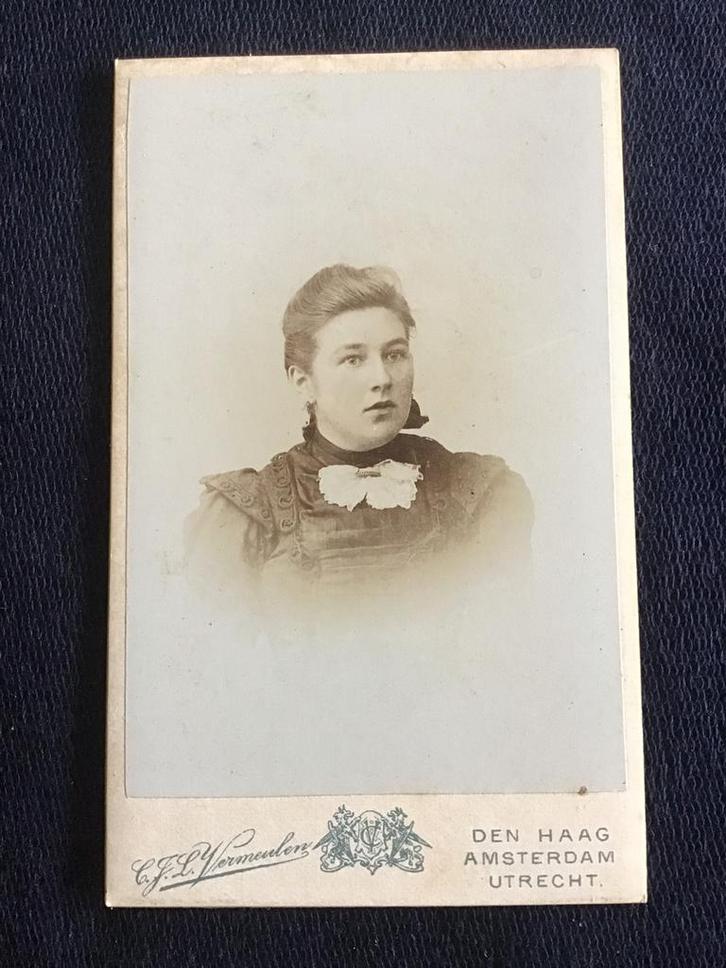 CDV, Vrouw, C.J.L. Vermeulen, Den Haag, Carte de Visite 7, Verzamelen, Foto's en Prenten, Gebruikt, Foto, Voor 1940, Ophalen of Verzenden